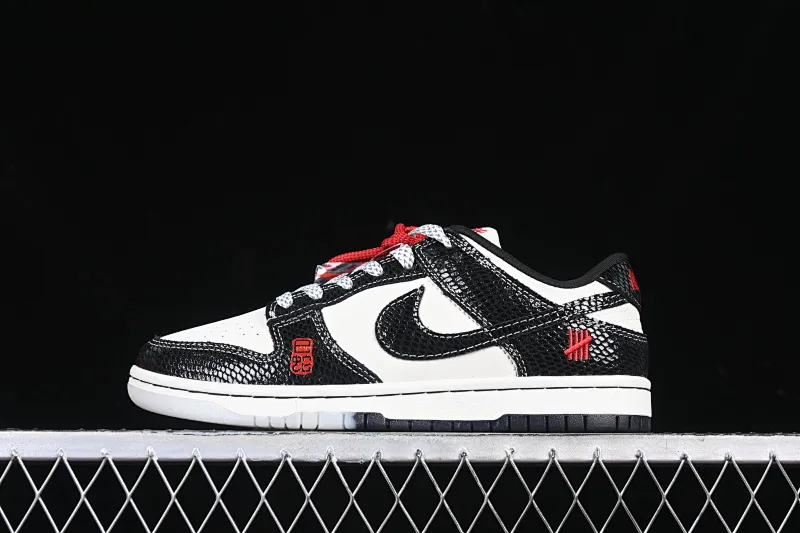 All Categories Nk SB Dunk Series Nk SB Dunk Low High-end Customized Low-top Sneakers Nk SB Dunk Low UN Joint Year of the Snake Limited Two-color Black Snake Anniversary High-end Customized Low-top Casual Sneakers AG3702-853